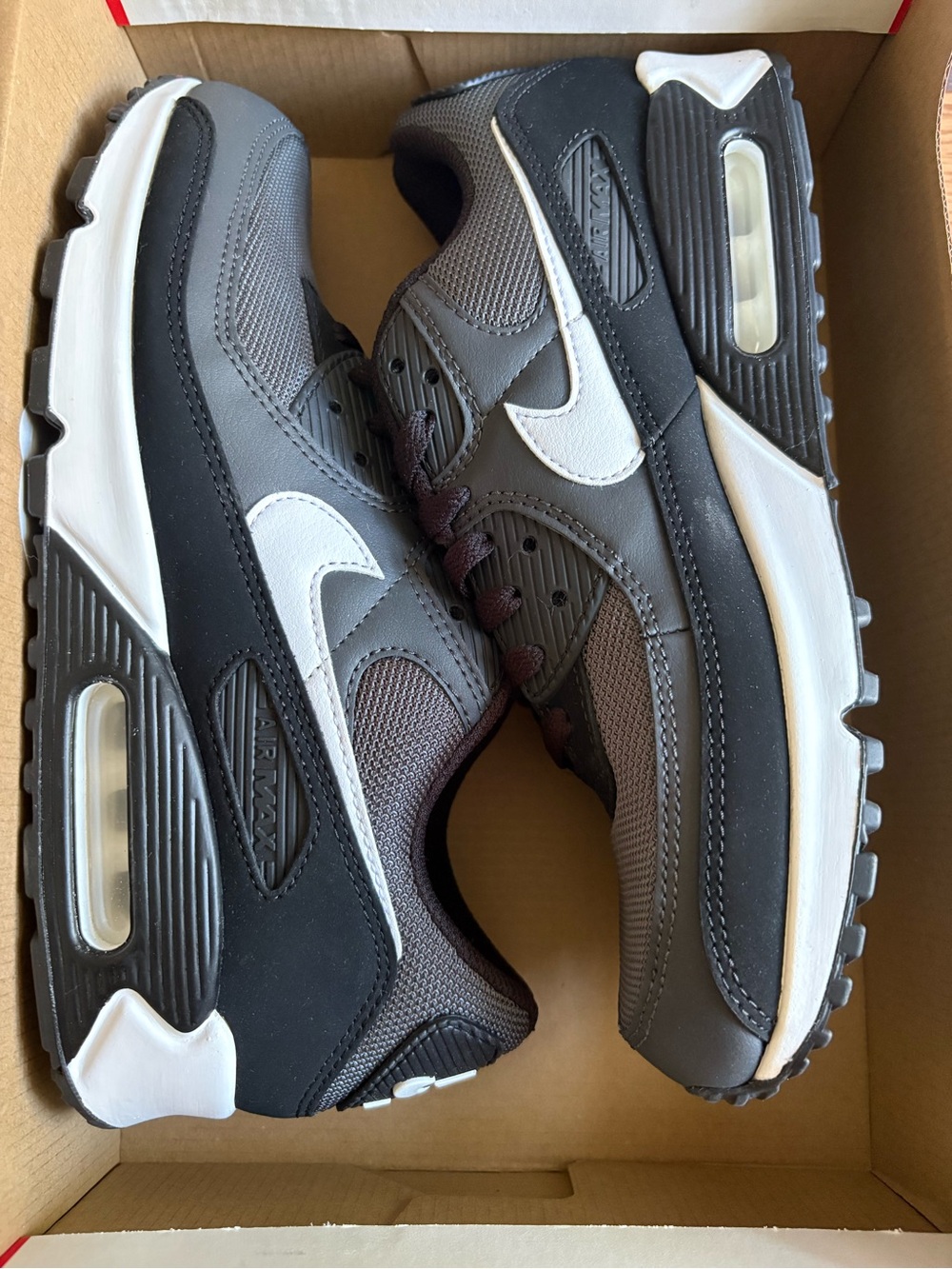 Nike Air Max 90 - Gray, Black & White